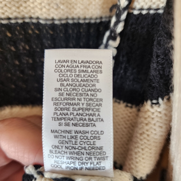 Daisy Fuentes Cream & Black Striped Structured Knit Cardigan Size XS - Picture 8 of 8